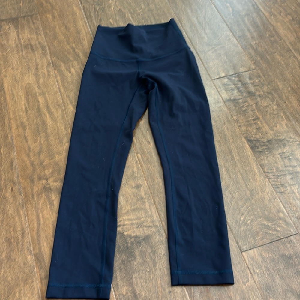 Lululemon, navy blue, 19 inch leggings, size 2